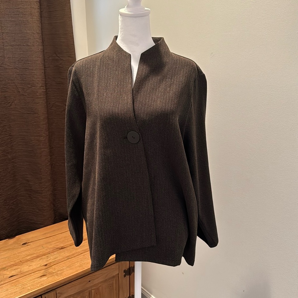 NWT Christopher Calvin Women’s professional Lightweight Brown Blazer- Medium